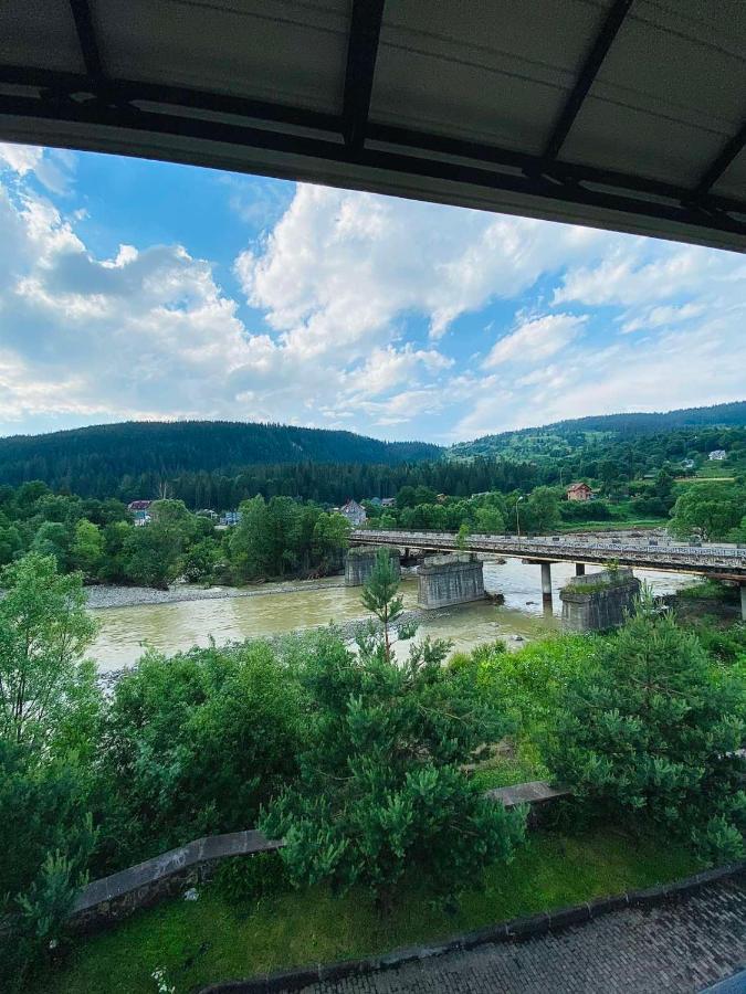 Gerdan Hotel Jaremče Exteriér fotografie